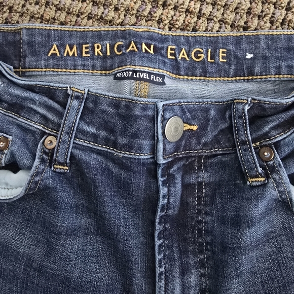 American Eagle Outfitters Slim Blue Jeans Classic Style - Picture 4 of 10